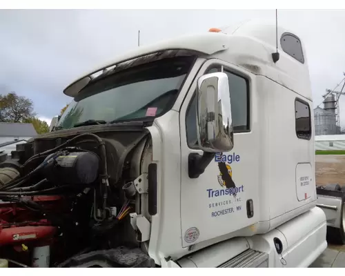 PETERBILT 587 CAB