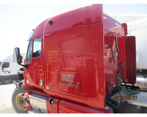 PETERBILT 587 CAB