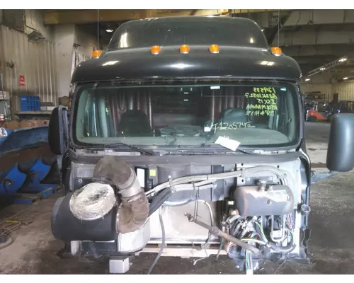 PETERBILT 587 CAB