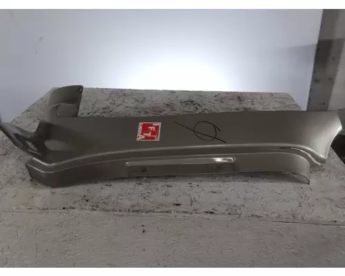 PETERBILT 587 COWL