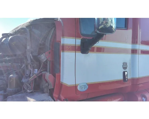 PETERBILT 587 COWL
