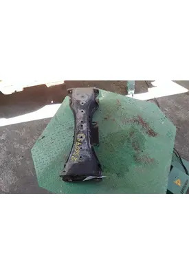 PETERBILT 587 CROSSMEMBER