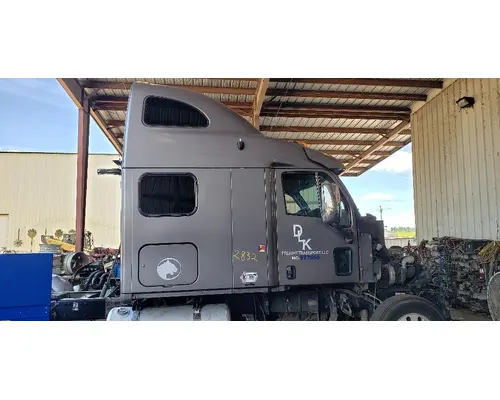 PETERBILT 587 Cab Assembly