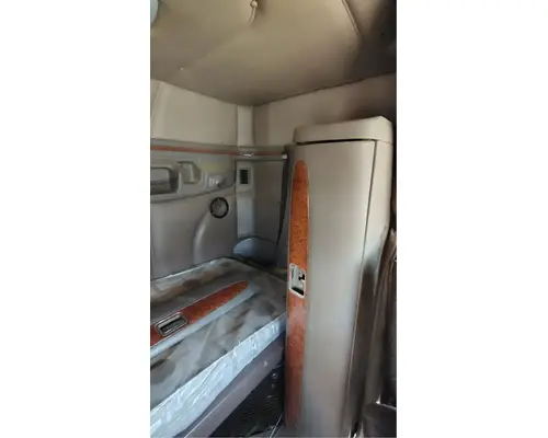 PETERBILT 587 Cab Assembly