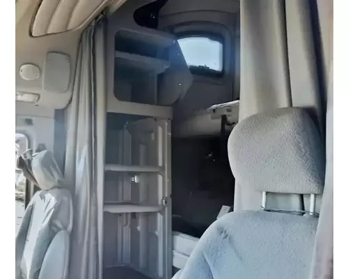 PETERBILT 587 Cab Assembly