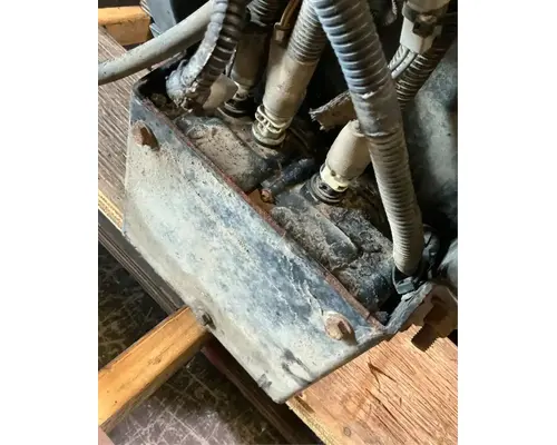 PETERBILT 587 DEF Pump