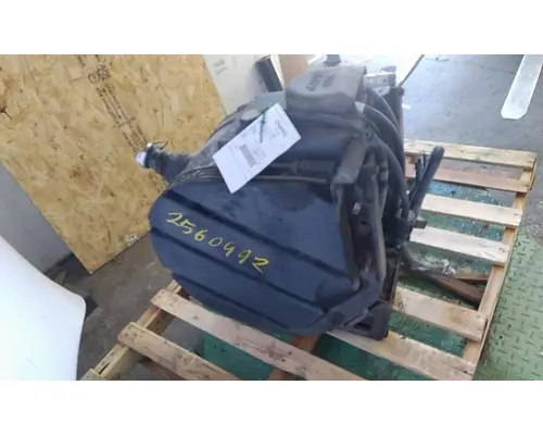 PETERBILT 587 DEF TANK