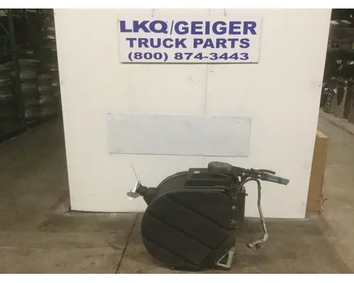 PETERBILT 587 DEF TANK