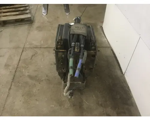 PETERBILT 587 DEF TANK