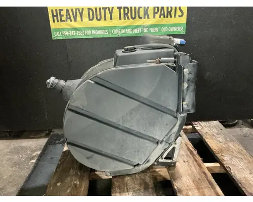 PETERBILT 587 DEF Tank