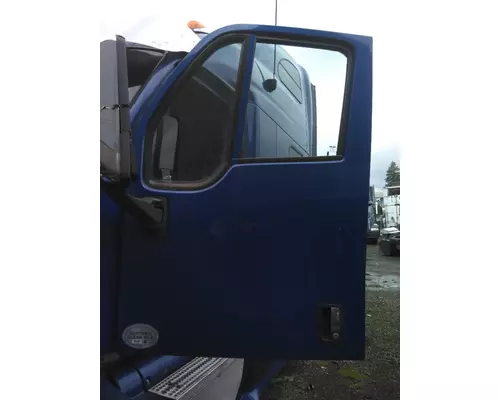 PETERBILT 587 DOOR ASSEMBLY, FRONT