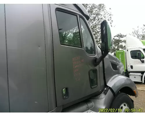 PETERBILT 587 DOOR ASSEMBLY, FRONT
