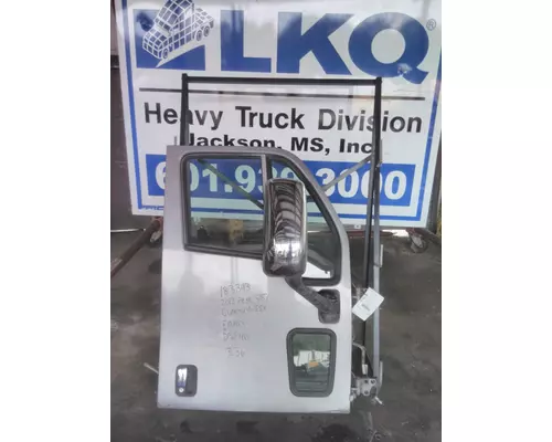 PETERBILT 587 DOOR ASSEMBLY, FRONT