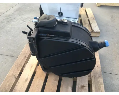 PETERBILT 587 DPF (Diesel Particulate Filter)