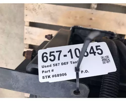 PETERBILT 587 DPF (Diesel Particulate Filter)