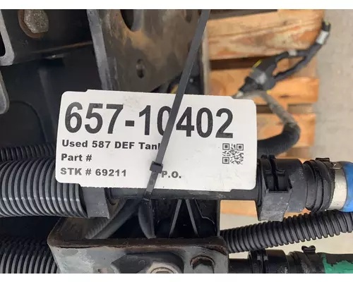 PETERBILT 587 DPF (Diesel Particulate Filter)
