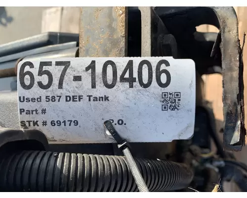 PETERBILT 587 DPF (Diesel Particulate Filter)