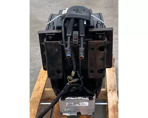 PETERBILT 587 DPF (Diesel Particulate Filter)
