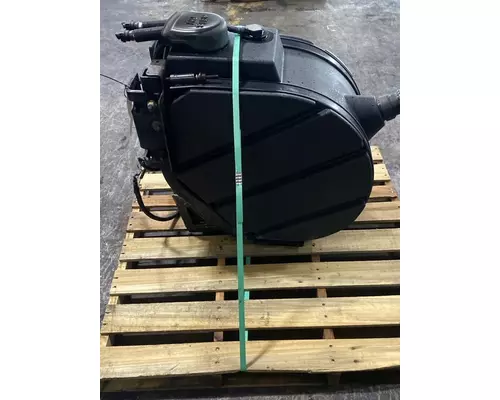 PETERBILT 587 DPF (Diesel Particulate Filter)