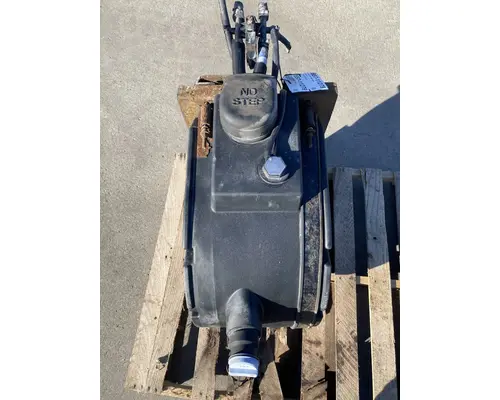 PETERBILT 587 DPF (Diesel Particulate Filter)