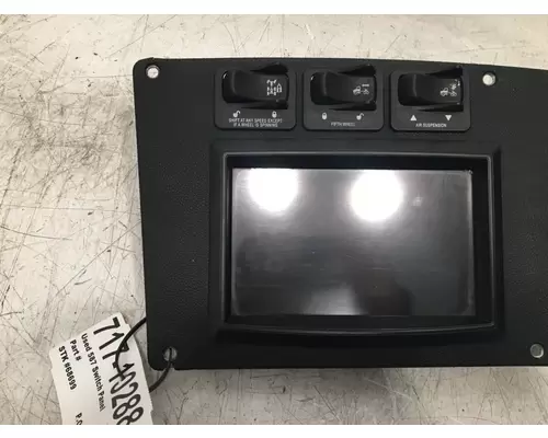 PETERBILT 587 Dash  Console Switch