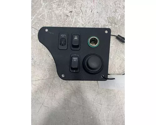 PETERBILT 587 Dash  Console Switch