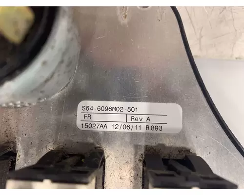 PETERBILT 587 Dash  Console Switch