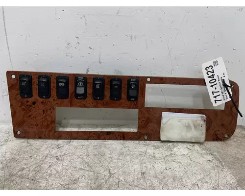 PETERBILT 587 Dash  Console Switch