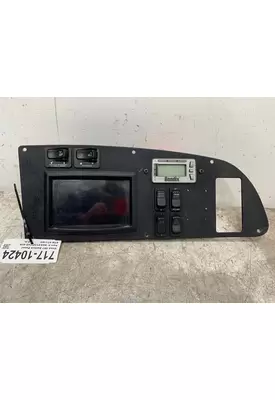 PETERBILT 587 Dash / Console Switch