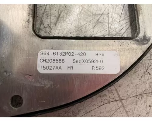 PETERBILT 587 Dash  Console Switch