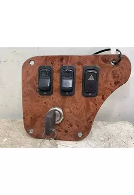 PETERBILT 587 Dash / Console Switch