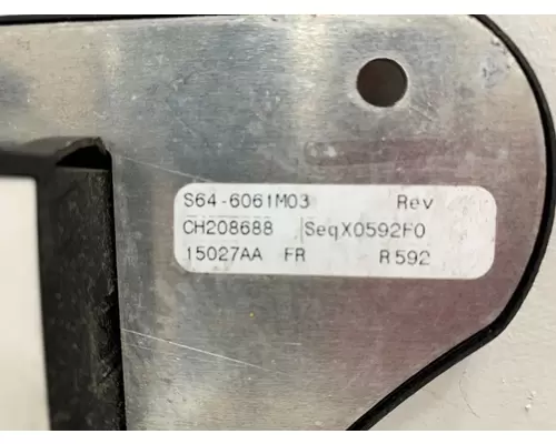 PETERBILT 587 Dash  Console Switch