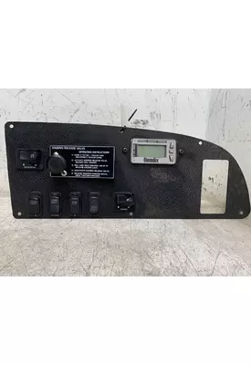 PETERBILT 587 Dash / Console Switch