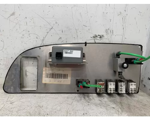 PETERBILT 587 Dash  Console Switch