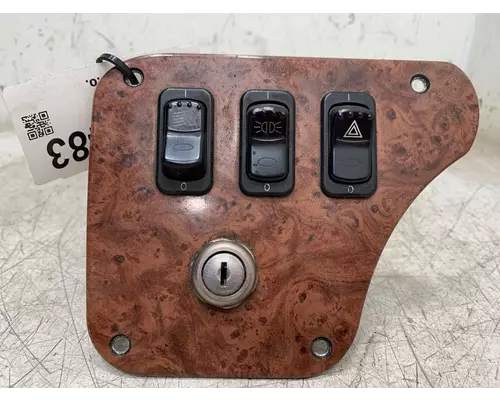 PETERBILT 587 Dash  Console Switch