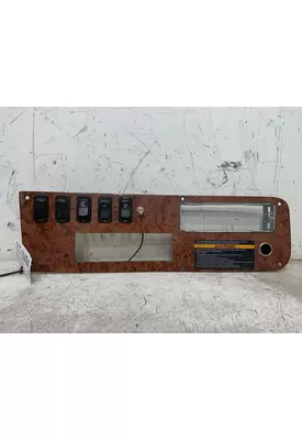 PETERBILT 587 Dash / Console Switch