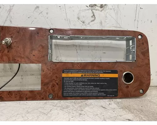 PETERBILT 587 Dash  Console Switch