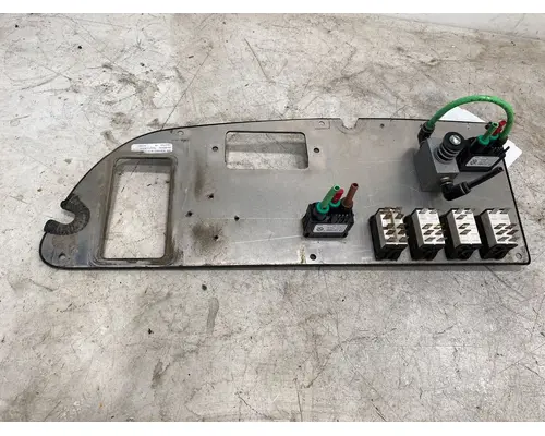 PETERBILT 587 Dash  Console Switch