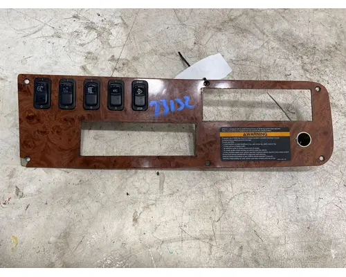 PETERBILT 587 Dash  Console Switch