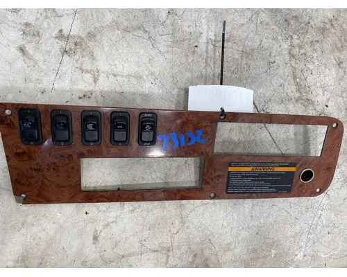 PETERBILT 587 Dash  Console Switch
