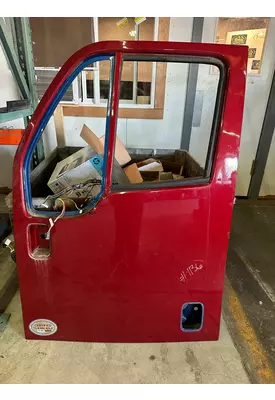 PETERBILT 587 Door Assembly, Front