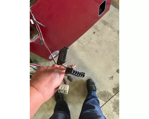 PETERBILT 587 Door Assembly, Front