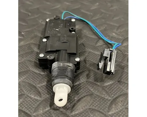 PETERBILT 587 Door Assembly, Front