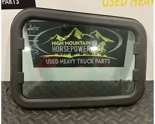 PETERBILT 587 Door Glass, Front