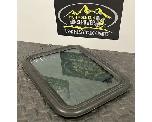 PETERBILT 587 Door Glass, Front