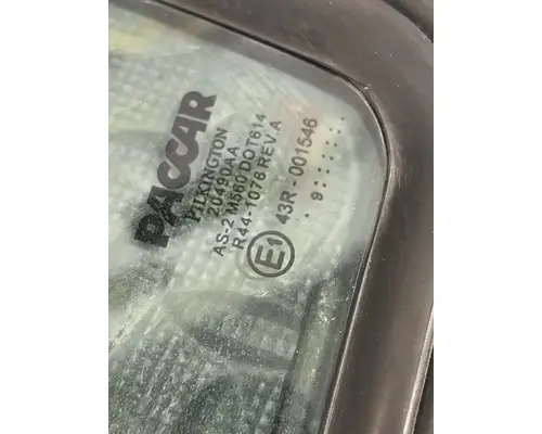 PETERBILT 587 Door Glass, Front