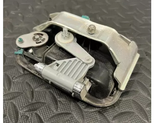 PETERBILT 587 Door Handle
