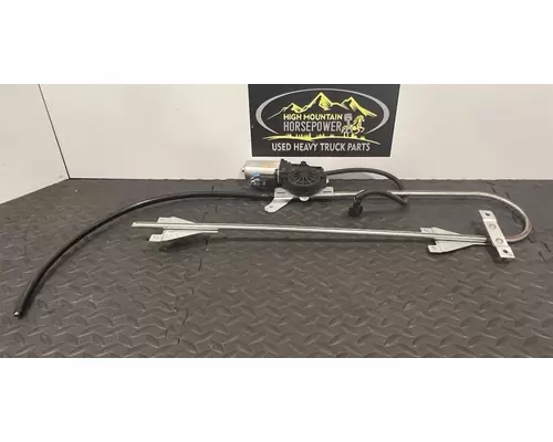 PETERBILT 587 Door Window Regulator, Front