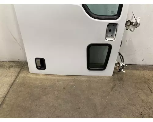 PETERBILT 587 Door