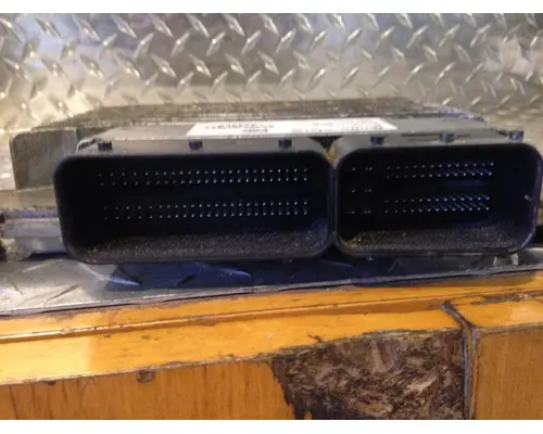 PETERBILT 587 ECM (EGR Maintenance Reminder)